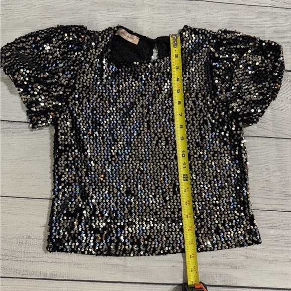 Black Sequin Women’s Top - Picture 5 of 6